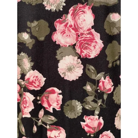 Hot Kiss Black Floral Print Long Sleeve Low V-Neck Strap Shirt - Picture 8 of 10